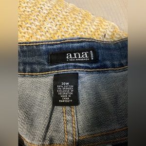 Blue wide legged jeans size 20